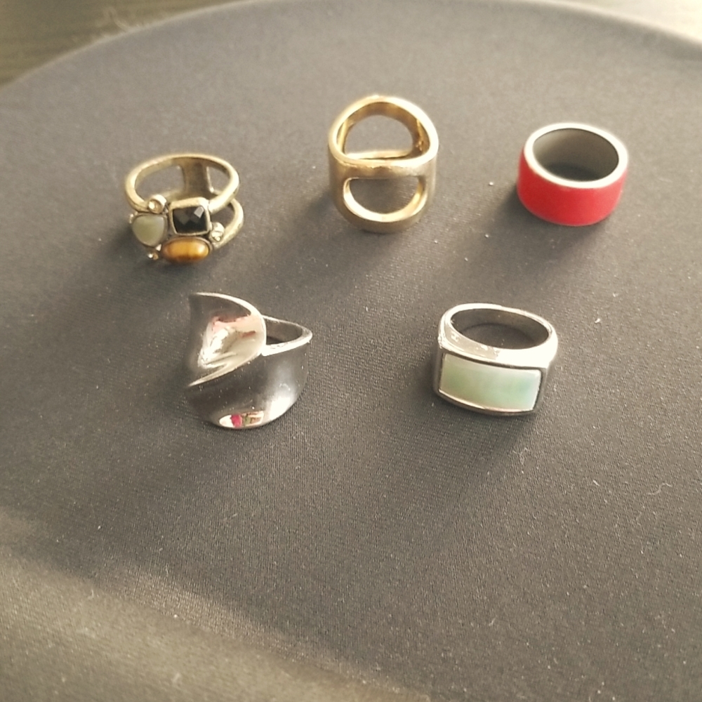 5 size 6 rings Lia Sophia Vintage